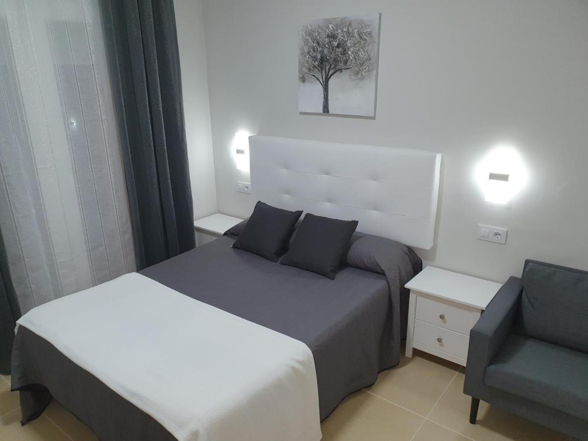 Hostal Malaga Аркос де ла Фронтера Екстериор снимка