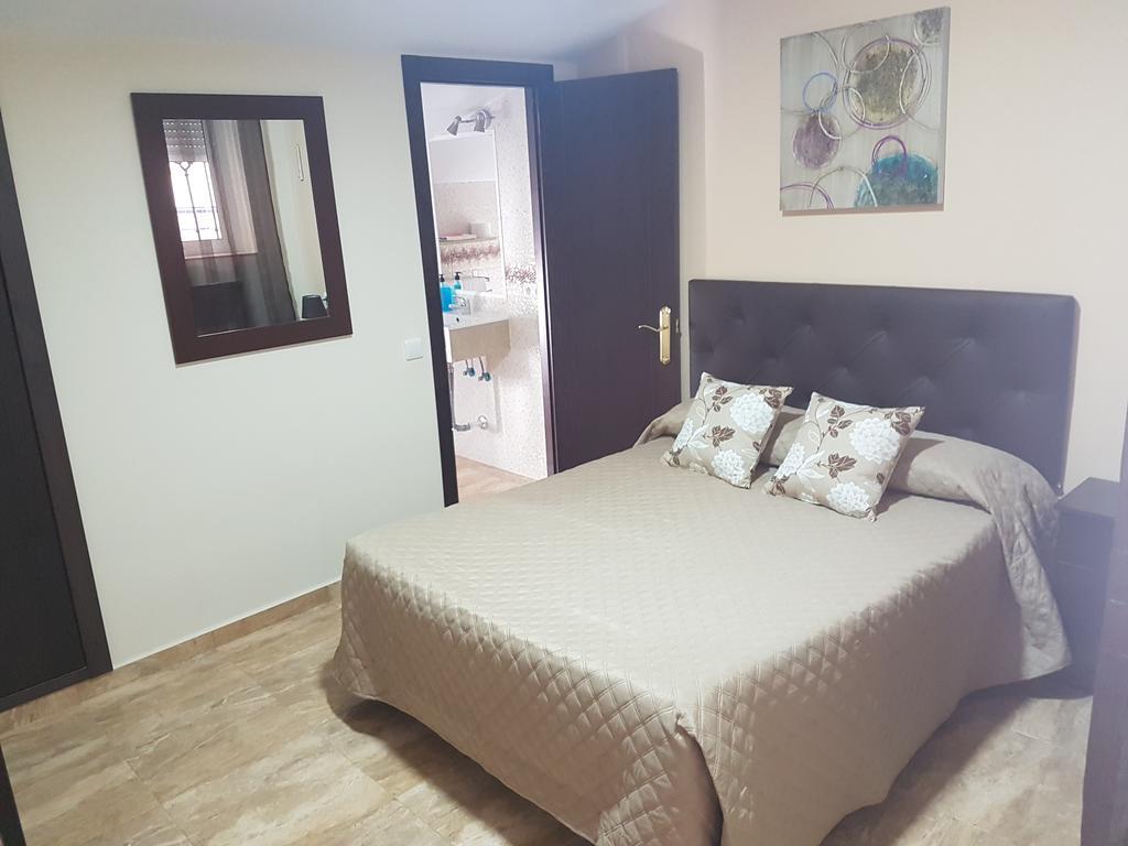 Hostal Malaga Аркос де ла Фронтера Екстериор снимка